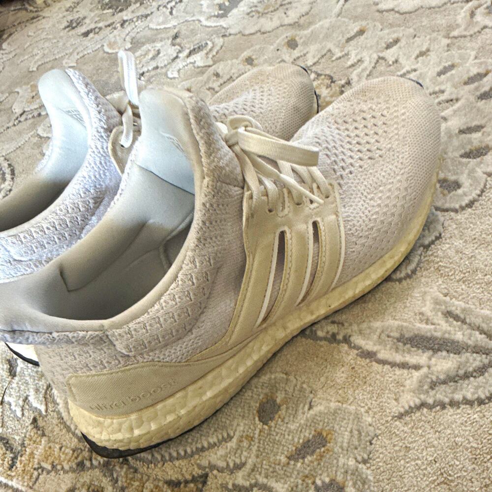 adidas UltraBoost 5.0 DNA Triple White FZ1852 Primeknit Low Top Women’s 10